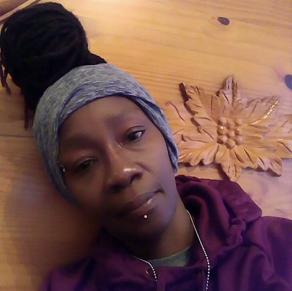 Meet your Posher, Doris - Picture 1 of 1